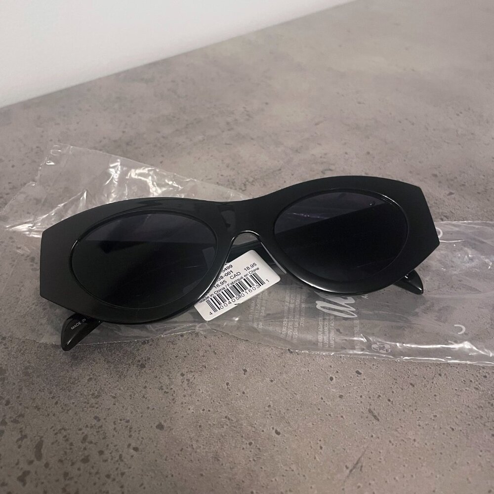 Black Sunglasses BNWT